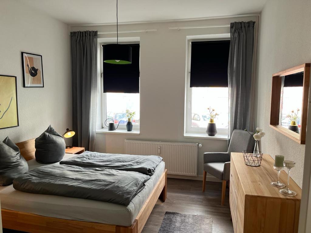 Schmuckstueck Im Herzen Rostocks Mit Gruener Oase Buitenkant foto